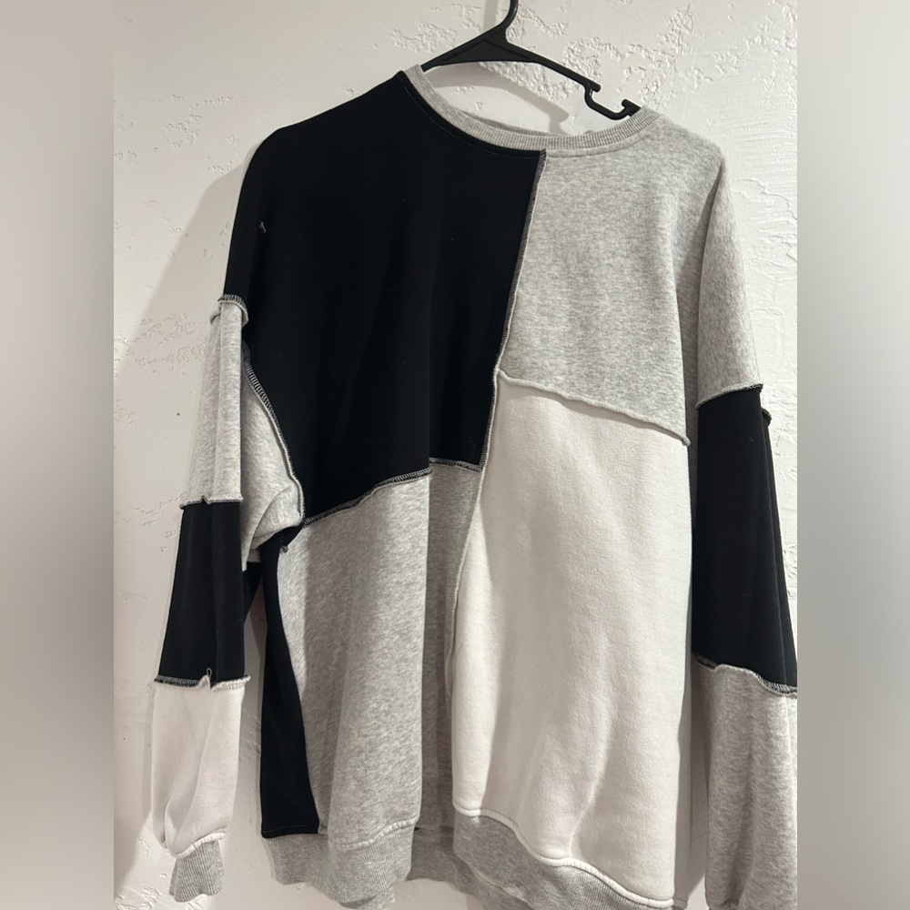 Black and white crew neck